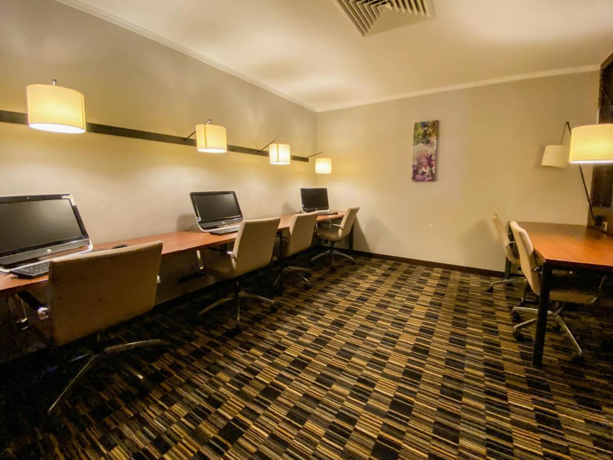 Ostimpark Business Hotel Анкара Екстериор снимка